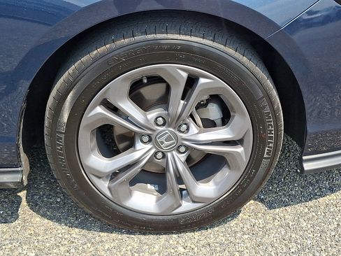 Used 2024 Honda Accord EX image 9