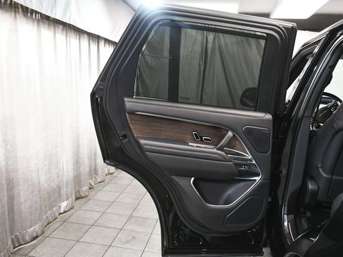 Used 2023 Land Rover Range Rover Autobiography AWD/4WD image 14
