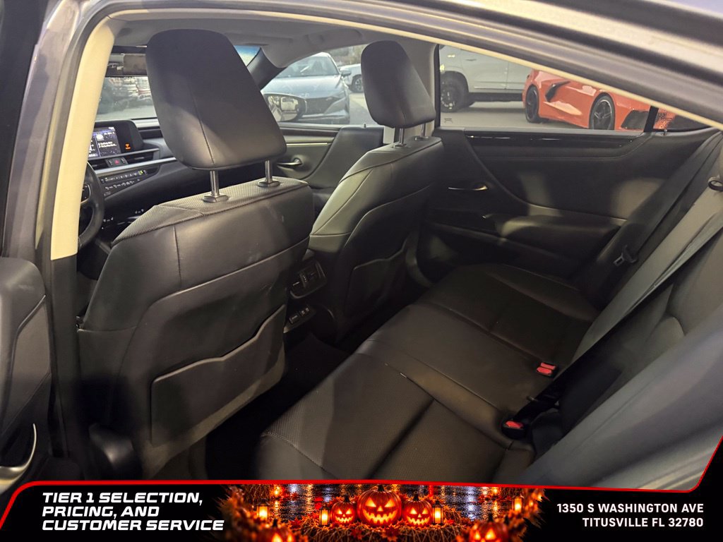 Used 2019 Lexus ES 300h w/ Premium Package FWD image 12