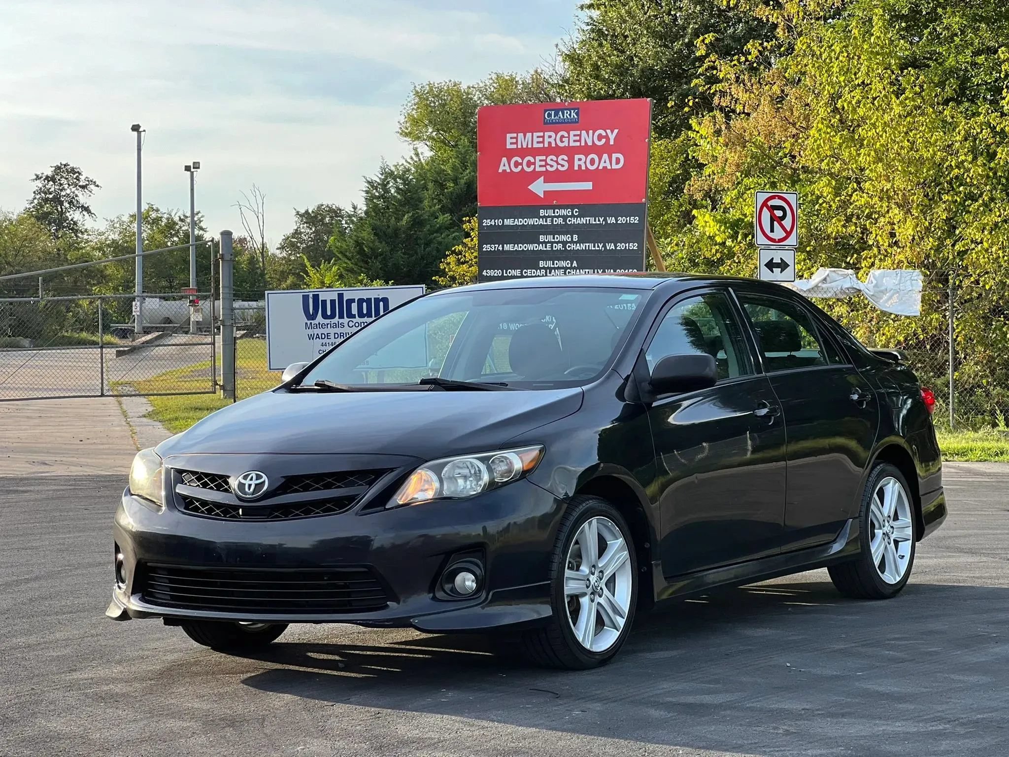Used 2013 Toyota Corolla S w/ Premium Complete Pkg FWD image 1