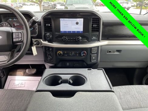 Used 2022 Ford F150 XLT w/ Trailer Tow Package image 11