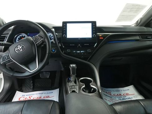 Used 2023 Toyota Camry XLE w/ Navigation Package image 29