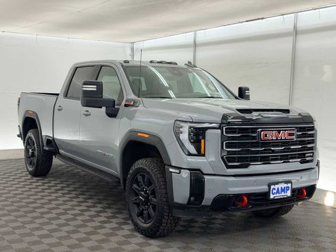 Used 2025 GMC Sierra 3500 AT4 w/ AT4 Premium Plus Package image 8