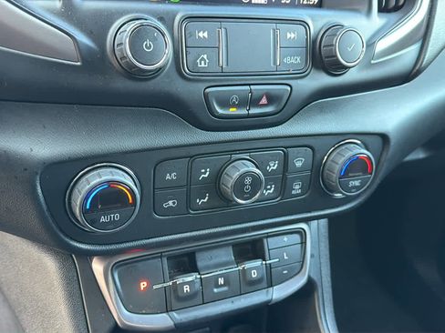 Certified 2022 GMC Terrain AT4 w/ Infotainment Package II image 10