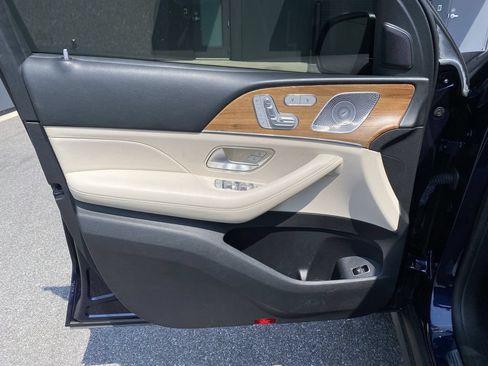 Used 2021 Mercedes-Benz GLE 350 4MATIC w/ Premium Package image 17