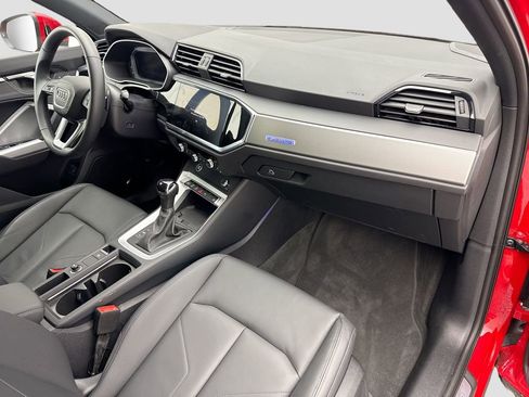 Used 2025 Audi Q3 2.0T Premium Plus w/ Premium Plus Package image 15