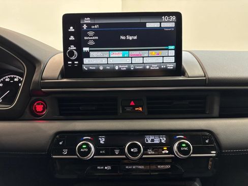 Certified 2025 Honda Pilot EX-L image 17