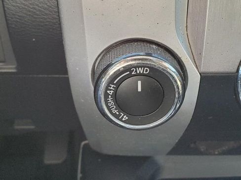 Used 2019 Toyota Tundra Platinum AWD/4WD image 26