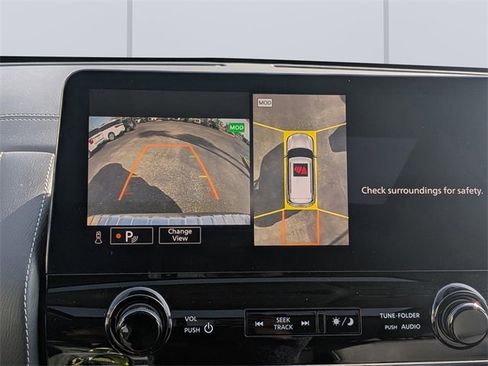 Used 2022 INFINITI QX80 Luxe w/ Cargo Package image 23