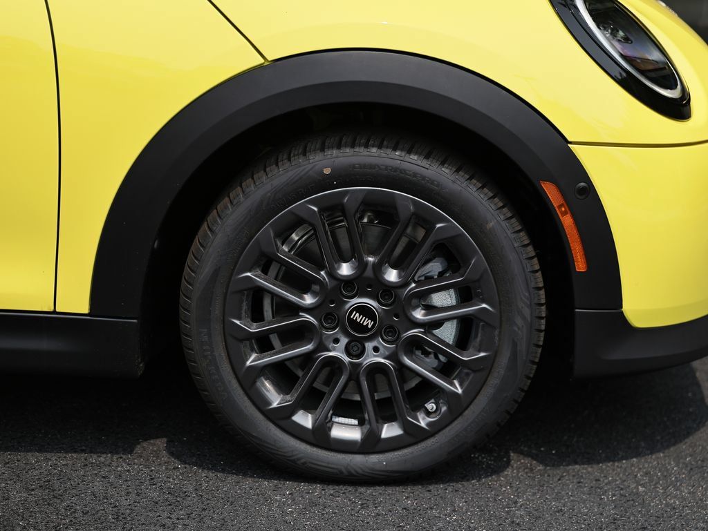 New 2026 MINI Cooper S FWD image 5