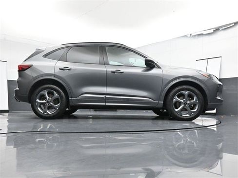Used 2023 Ford Escape ST-Line w/ Tech Pack #1 image 31