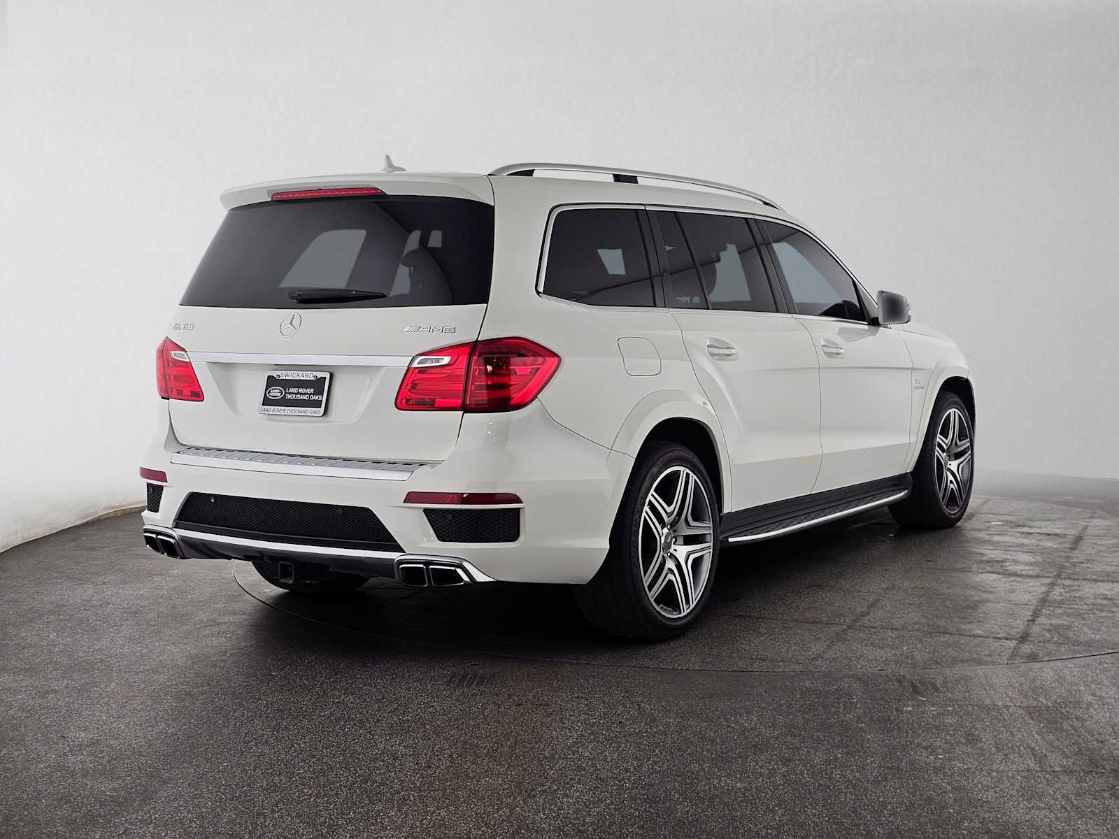Used 2015 Mercedes-Benz GL 63 AMG 4MATIC image 5