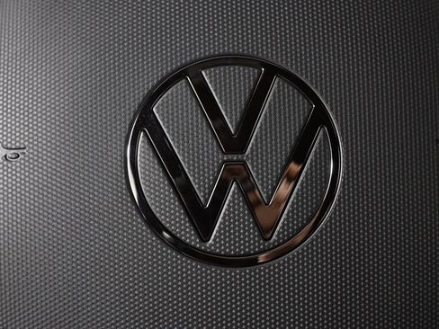 Used 2024 Volkswagen Jetta Sport FWD image 35