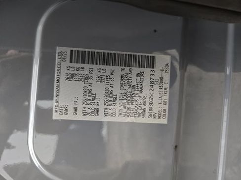 Used 2025 Nissan Pathfinder Platinum w/ Cargo Package FWD image 33