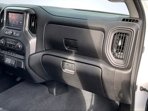 Used 2025 Chevrolet Silverado 1500 Custom image 26