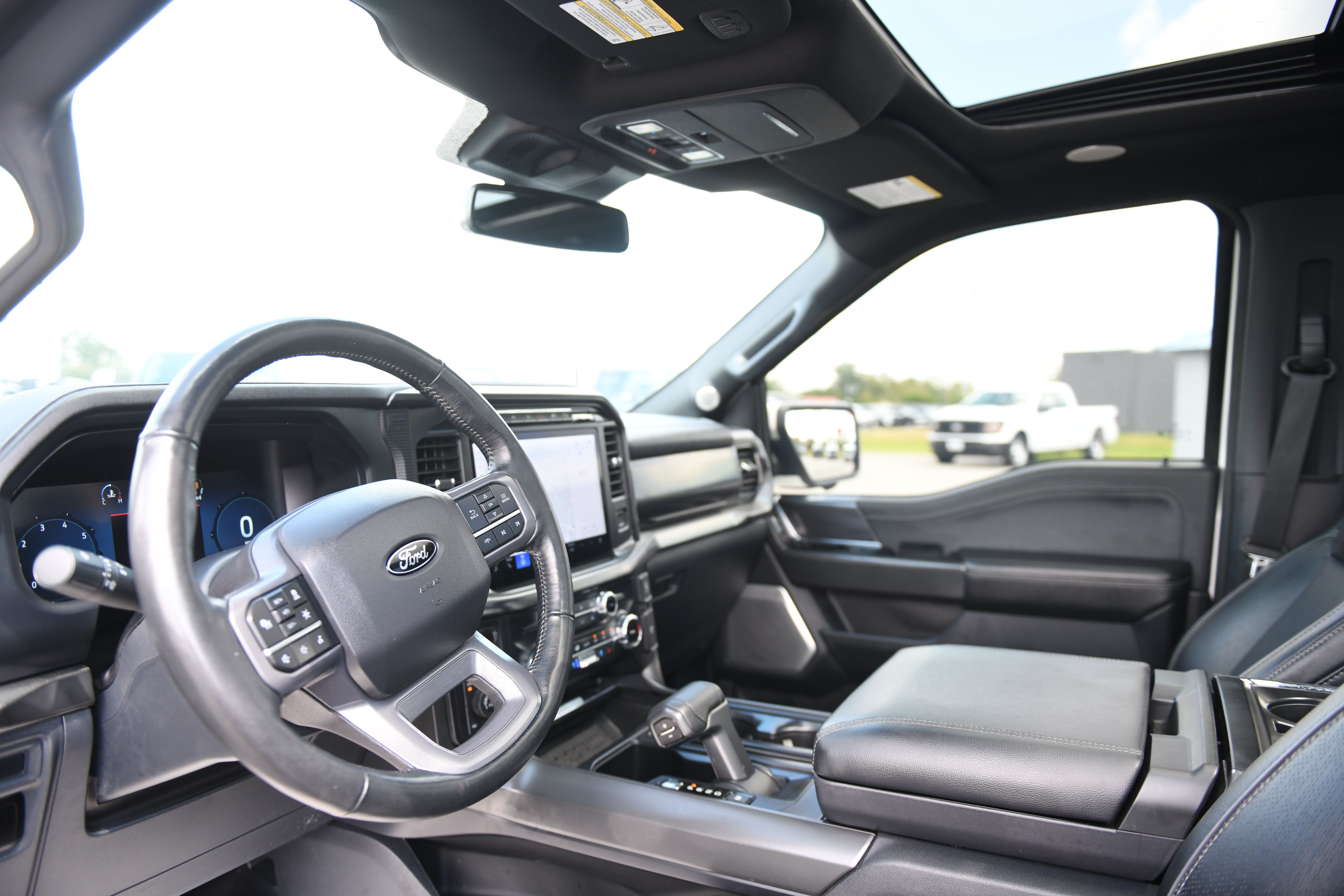 Used 2024 Ford F150 Lariat w/ Equipment Group 502A High AWD/4WD image 17
