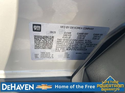 Used 2026 Chevrolet Trax RS w/ Sunroof Package FWD image 31
