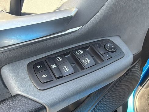 Used 2022 RAM 1500 Big Horn image 9