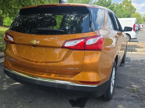 Used 2018 Chevrolet Equinox LT AWD/4WD image 2