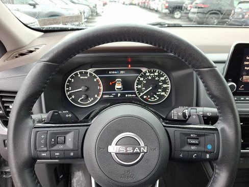 Certified 2023 Nissan Rogue SL image 17