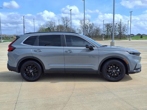 Used 2023 Honda CR-V Sport image 8