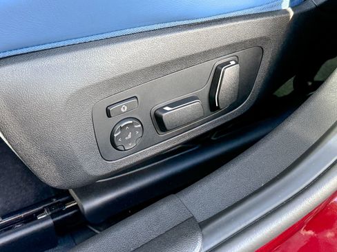 Used 2025 BMW M3 Competition image 18