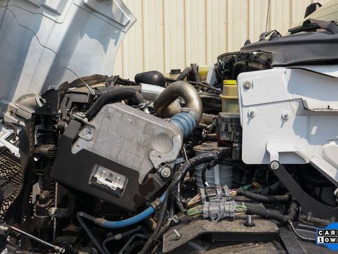 Used 2019 Ford F650 2WD Regular Cab Super Duty image 18