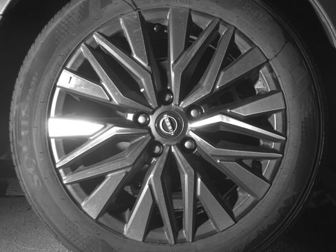 Used 2025 Nissan Altima 2.5 SV image 15