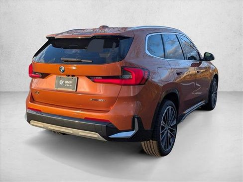 Used 2025 BMW X1 xDrive28i image 2