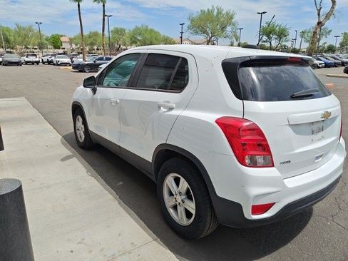 Used 2022 Chevrolet Trax LS w/ Tint and Cruise Package FWD image 22