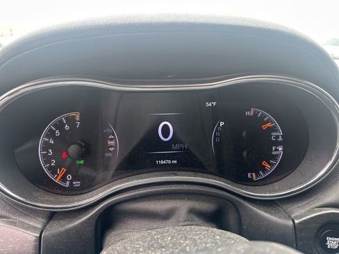 Used 2018 Jeep Grand Cherokee Limited image 10