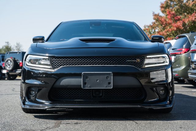 Used 2016 Dodge Charger R/T Scat Pack w/ Technology Group RWD image 3
