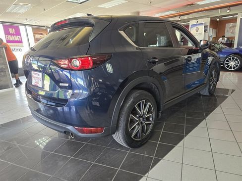 Used 2018 MAZDA CX-5 Touring w/ Preferred Equipment Package FWD image 5