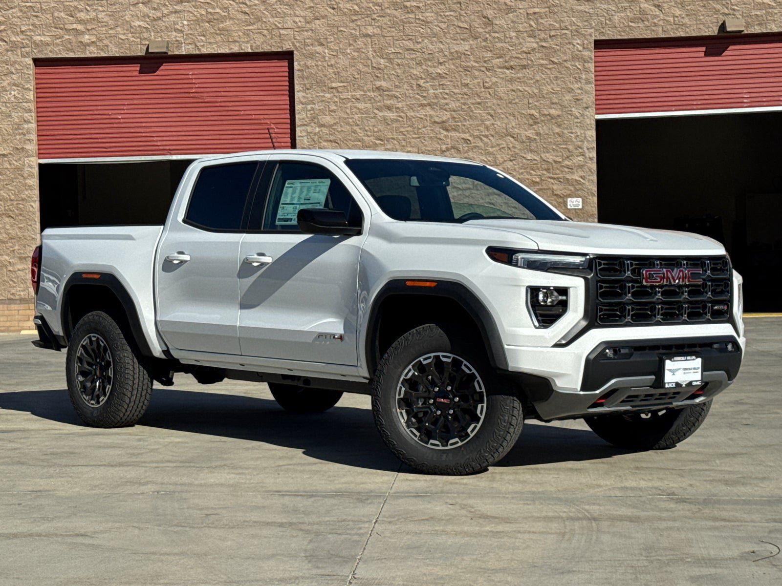 Used 2026 GMC Canyon AT4 AWD/4WD image 2