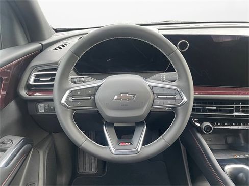 New 2026 Chevrolet Traverse Z71 w/ Driver Confidence Package image 12