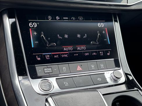 Used 2022 Audi Q7 2.0T Premium Plus w/ Premium Plus Package AWD/4WD image 29