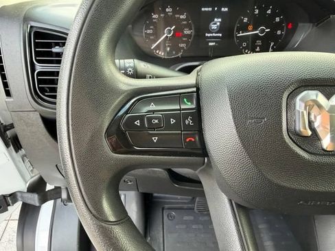 Used 2025 RAM ProMaster 3500 w/ Convenience Group FWD image 16