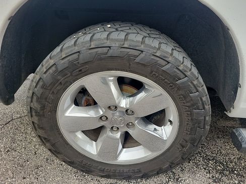 Used 2017 RAM 1500 Big Horn image 13