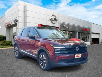 New 2025 Nissan Kicks SV