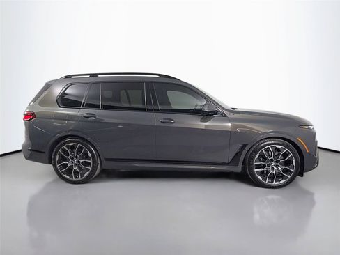 New 2027 BMW X7 xDrive40i w/ Executive Package AWD/4WD image 4