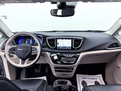 Used 2020 Chrysler Pacifica Limited w/ Advanced Safetytec Group image 31