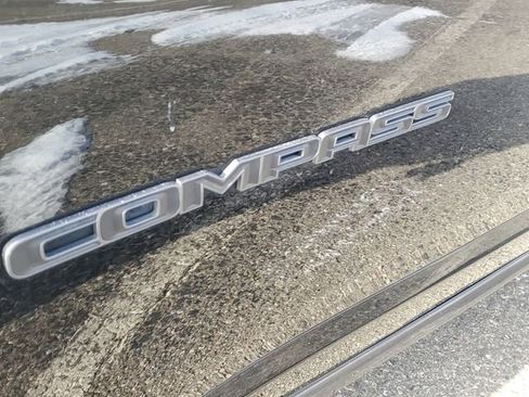 Certified 2024 Jeep Compass Limited w/ High Altitude Package image 7