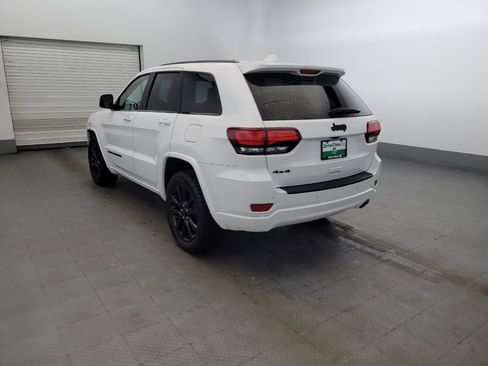 Used 2019 Jeep Grand Cherokee Altitude AWD/4WD image 5