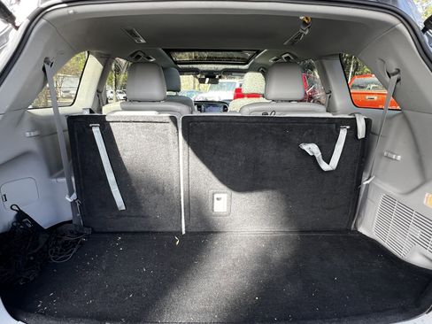 Used 2019 Toyota Highlander Limited Platinum image 50