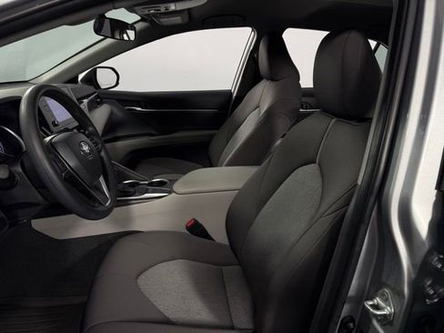 Used 2023 Toyota Camry LE image 14