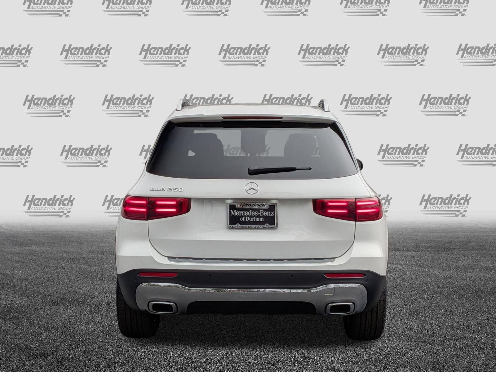 Used 2026 Mercedes-Benz GLB 250 image 9