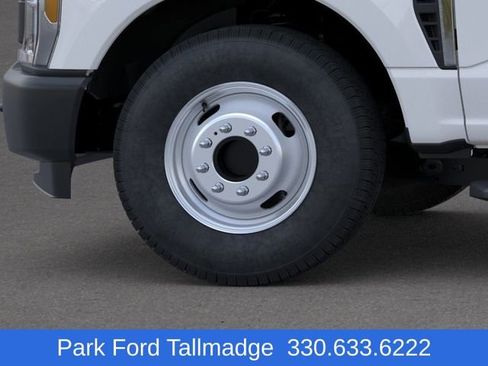 New 2025 Ford F350 XL RWD image 19