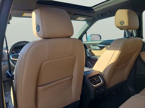 Used 2024 Chevrolet Blazer Premier image 12