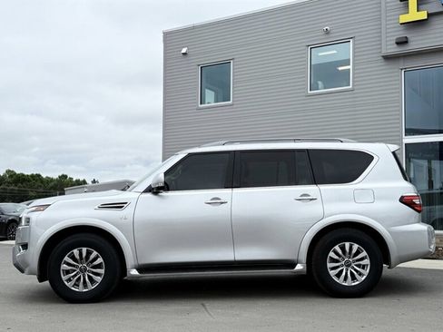 Used 2021 Nissan Armada SV AWD/4WD image 12