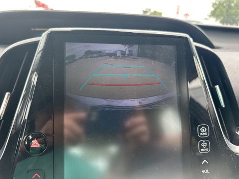Used 2017 Toyota Prius Prime Premium FWD image 7